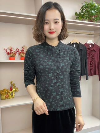 #时尚妈妈装 #一体绒打底衫 #不挑年龄不挑身材 #宽松遮肚 #面料柔软舒适