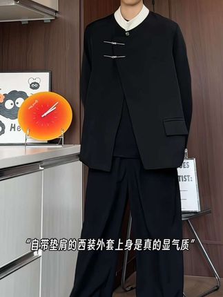自带垫肩的西装外套上身是真的显气质#西装 #外套 #西服 #新中式穿搭