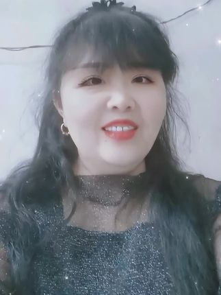 #没事唱着玩 #非常喜欢的一首老歌 #没事又来臭美了 #万能的抖音 怎么开心怎么玩?感谢大家的支持。我的好东西在橱窗。