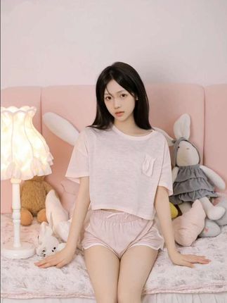 #美女#甜系女孩 #长腿女神 #甜美风 #大长腿