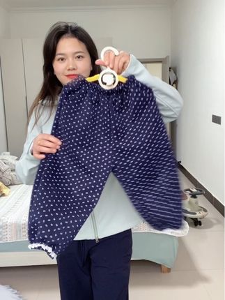 洋气又百搭的韩版碎花小裤真好看,价格实惠,做工精致宽腰带孩子穿上很舒服!