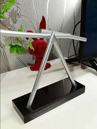 #永动机摆件#贝汉美牛顿磁悬浮混沌摆件创意高档钢铁侠永动仪装饰现代简约装饰乔迁礼物