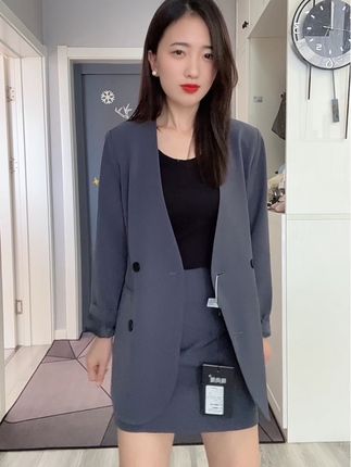 这下真够狠的#高级感穿搭 #气场全开 #气质女人