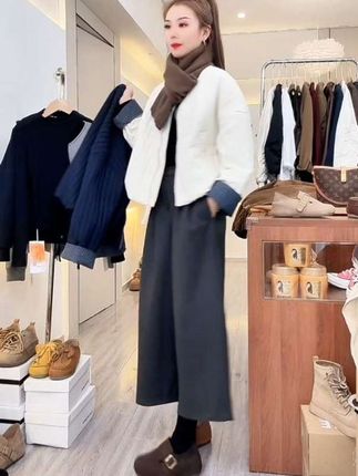 #一分钟看懂巴黎时装周 #休闲减龄穿搭 #秋季日常实用穿搭思路分享#小个子秋冬穿搭#轻松解锁秋季穿搭