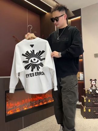 这件蝙蝠袖 版型单穿很好看 新颖有调性 主要是很遮肉 搭配外套穿也舒服#穿搭 #蝙蝠袖 #男女同款 #秋季新款