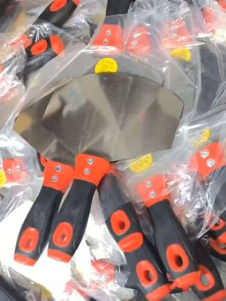 这款是铲桶器,刮腻子刮大白扇形油灰刀,不锈钢圆弧铲刀#高性能实用工具 #上料轻松省力。#实用工具