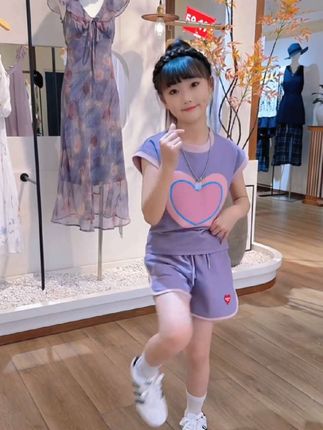 女童025新款洋气针织爱心短袖时髦短裤两件套#夏天该有的样子 #夏季穿搭 #运动套装穿搭 #短袖套装 #夏季上新