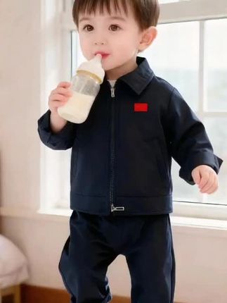 #卧室宝宝背景随机 #萌宝穿搭 #男童穿搭 #童装 #儿童行政夹克套装