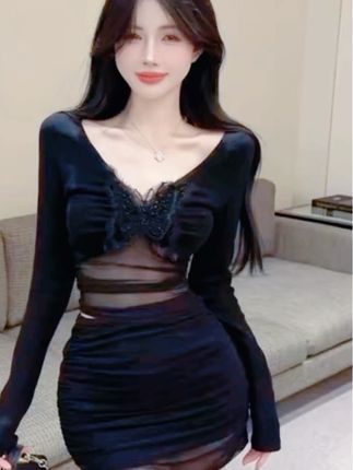 #上热门♡ 【3690人收藏】性感套装女春季新款心机透视蝴蝶装饰上衣超短裙半身#小性感 #每日穿搭推荐 #今日推荐 #每日分享 @DOU+小助手