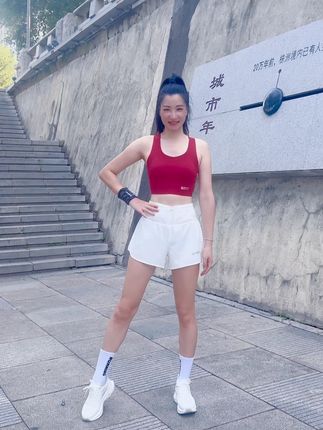 #新款上新 夏季新款凉感运动无痕裸感运动内衣女长款背心专业跑步防震内衣#运动穿搭 #运动美背