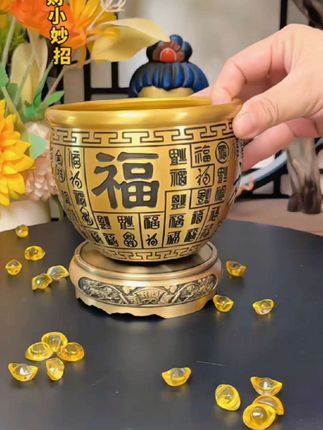 黄铜存大米缸 米多多 堆满仓 #黄铜米缸 #装饰品 #种草好物 #创意摆件 #摆件