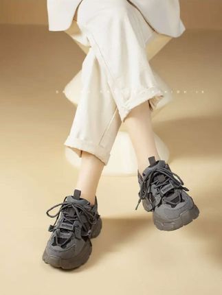 达芙妮小怪兽老爹鞋女款2025新款夏季灰色厚底甜酷运动鞋#达芙妮#厚底鞋#老爹鞋#运动鞋#女鞋 #老爹鞋