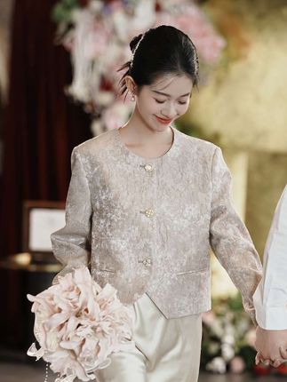 #小香风外套 #中国风 #轻奢高级感 #订婚礼服 #在抖音入手的好东西