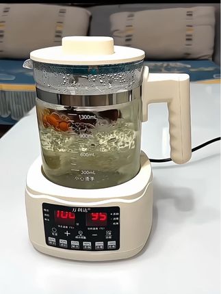 #创作灵感 万利达多功能养身壶,材质安心加厚高硼硅玻璃壶身耐冷热,食品级304不锈钢内胆,符合食品安全标准,每一口都纯净放心。#精选好物 @DOU+小助手