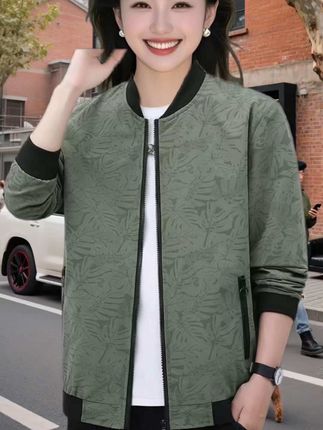 时尚男装2025春秋迷彩夹克 2025春秋新款来袭!男装迷彩夹克,棒球领设计利落有型,休闲风格适配多场景。高品质面料挺括耐穿,迷彩元素经典百搭,上身帅气又显精神,是男士春秋季日常穿搭的优选单品!#品质男装 #夹克外套 #春秋穿搭 #棒球服外套 #男装