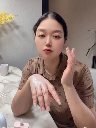 十一长假,防晒必须提前准备,想要皮肤好,防晒工作其实平时也必须做好#防晒#柳丝木防晒 #美白防晒 #好物分享#护肤
