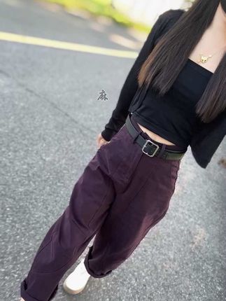 其实一眼就喜欢上的人从来都不是因为颜值,而是那种似曾相识的感觉,而且你喜欢的,只要再看一眼还是会喜欢。
