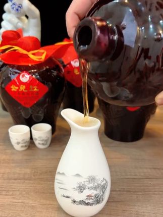 女儿红绍兴酒三年陈1L*6坛整箱花雕半干型加饭传统酿造黄酒正宗 纯粮酿造 好喝不上头!#女儿红 #绍兴黄酒 #花雕酒 #好喝不贵 #送礼佳品