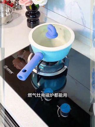 吹达人这个小奶锅真的超级实用啊!加个蒸笼!煎炒炖煮一锅搞定!而且颜值超高!每餐都要用! #陶瓷锅 #小奶锅#高颜值厨具 #辅食锅 #厨房好物