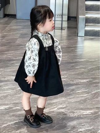 如果放手是一门功课,那妈妈永远都不及格#我的女孩👧🏻 #陪你长大 #生女儿就要这样穿 #早秋穿搭 #甜美穿搭