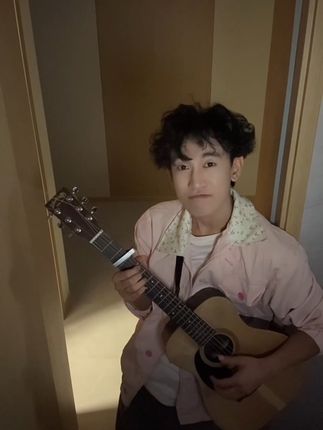 #杨甜甜 “吉隆坡的天气它是翻云又覆雨”~
