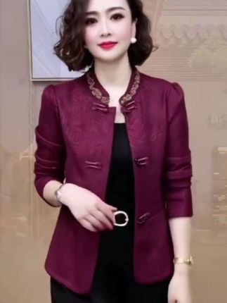 洋气立领烫钻时尚长袖女士复古气质外套#早秋穿搭公式来了#早秋穿搭微微辣变装#早秋不费力显贵穿搭#高个子女生的早秋穿搭#早秋这样穿包好看的