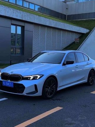 后来我才知道 原来BMW是把妹王的意思#宝马3系