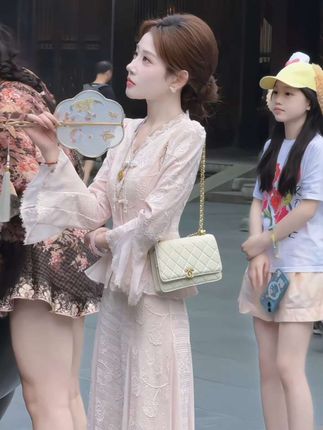 #高级感穿搭 #优雅气质 #春秋穿搭 #新中式国风 #东方美学