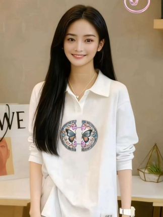#每日分享 #喜欢就关注我吧 #美不美你说了算 #潮流穿搭休闲风 国潮时尚印花秋季t恤中长款显瘦POLO领上衣长袖慵懒风女士打底衫