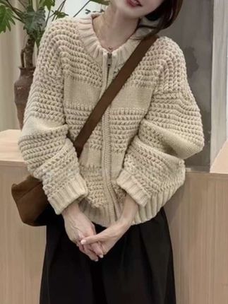 #新品上新 #轻奢女装 #时尚洋气#高级感穿搭 #穿出自己的风格