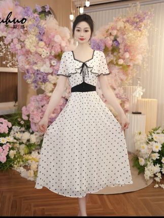 #气质仙女裙穿搭 #出游穿搭 #优雅气质 #连衣裙 #轻奢女装