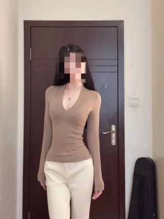 不显身材的打底不穿!#高级感穿搭 #今天穿什么 #内搭外穿都好看 #秋季穿搭 #今日穿搭