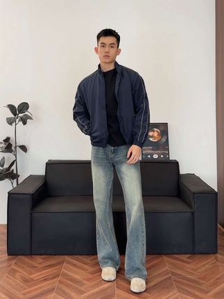 被吹爆的直筒微喇牛仔裤是真百搭#ootd穿搭 #男生穿搭 #百搭神裤 #百搭裤子 #牛仔裤