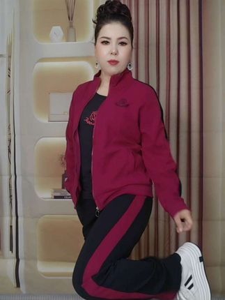 广场舞运动套装女高品质妈妈装大码显瘦休闲旅游外套三件套春秋款
