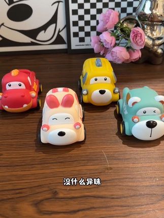 爸爸给宝贝安排了这个软硅胶回力车,不需要电池,不用充电,软硅胶的宝宝玩也放心#宝宝玩具 #玩具车 #回力车玩具 #母婴好物