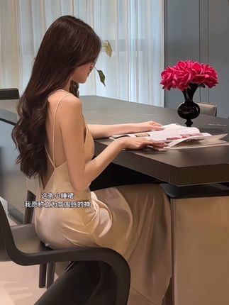 每次都能惊艳到我的香槟金睡裙 #高级感穿搭 #纯欲睡衣 #蕾丝睡衣 #家居服