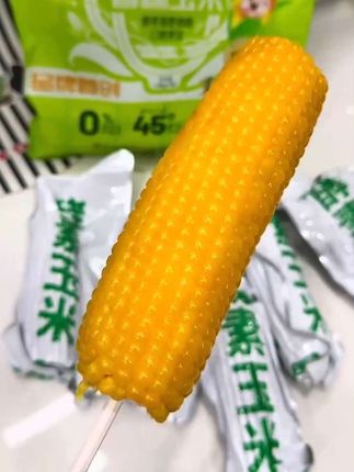 这个玉米真的太好吃了,它就是那种又嫩又糯又甜的玉米,跟我一样不喜欢吃水果玉米的,一定要试试它!这个糯唧唧的,还能拉丝,而且特别适合减脂期吃。因为它是那种可以带着包装一起蒸煮的,所以能很好的锁住玉米的香气和营养,平时上班上学的时候带上一根,既方便又好吃。 #香糯玉米 #好吃不贵 #超便宜超划算 #好物推荐 #糯玉米