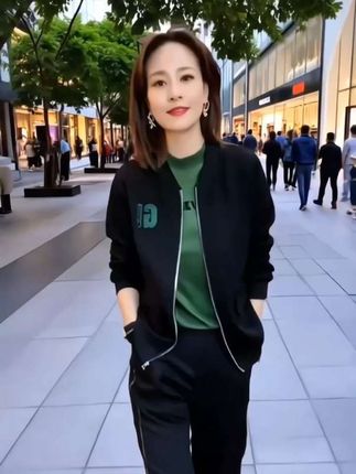 #穿出自信穿出美丽 #时尚减龄穿搭 #女装外套棒球服 #秋季新款穿搭 #显瘦显高显腿长