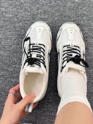 #透气舒适 #百搭鞋子 #德训鞋 #内增高 #潮鞋推荐好看不贵