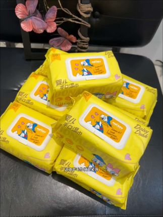 天呐!!老板疯了吧~这到底是砖头还是湿巾啊!!太太太厚实了~#湿巾 #婴儿湿巾 #宝宝湿巾 #手口湿巾 #巨无霸湿巾