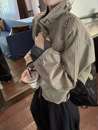 设计感格子拼接短外套女欧洲站2025年早秋新款时尚百搭显瘦上衣潮#设计感上衣 #拼接外套 #显瘦外套 #百搭上衣 #时尚上衣