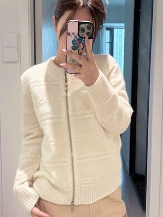 韩系休闲白色毛衣外穿女秋冬季小个子慵懒高级感宽松加厚针织开衫#气质御姐 #御姐风穿搭 #韩系穿搭 #欧尼穿搭 #外套穿搭