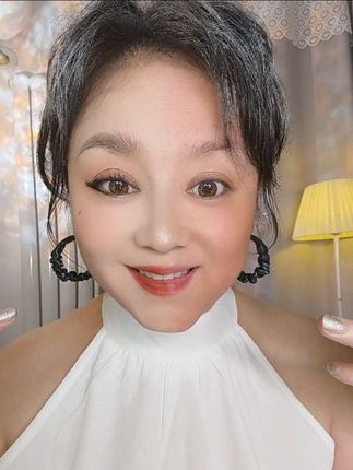论化妆与定妆粉的重要性