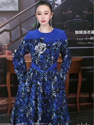 新款弹力台湾纱连衣裙高档大气上档次#新款连衣裙 #优雅气质 #高贵优雅 #太喜欢了 #美出高级感