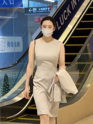 看似波澜不惊的日复一日,一定会在某一天,让你看到坚持的意义,加油!