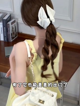 看似简单实则拿捏的三角抓夹,走得了日常通勤又拿捏的住聚会气场#我可太爱了 #夏日清凉发型 #网红发饰