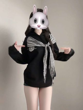 #浅跳一下 #跳舞 #辣妹穿搭 #穿搭 #卫衣