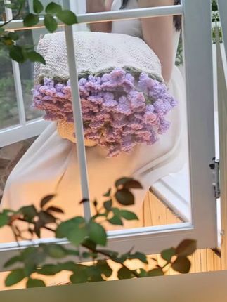 成品毯铃兰花束毯子纯手工编织送朋友创意母亲节女朋友礼物空调毯#手工编织花束 #手工编织毛毯 #礼物推荐 #礼物