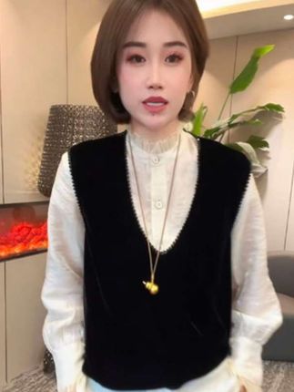 #穿搭,时尚老钱风衬衫上衣2025秋季新款新中式丝绒马甲两件套】