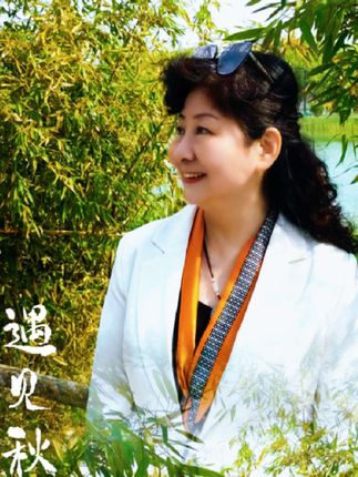 秋的味道写在风里,人生的故事写在四季里。许岁月一个回眸,愿清浅的时光里,风景依然,初心依旧,愿所有的美好,都是恰逢其时… #秋的味道 #不负每一份热爱 #愿所有美好温柔以待#活出自己喜欢的样子@DOU+小助手